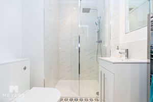 Photo 16- click for photo gallery